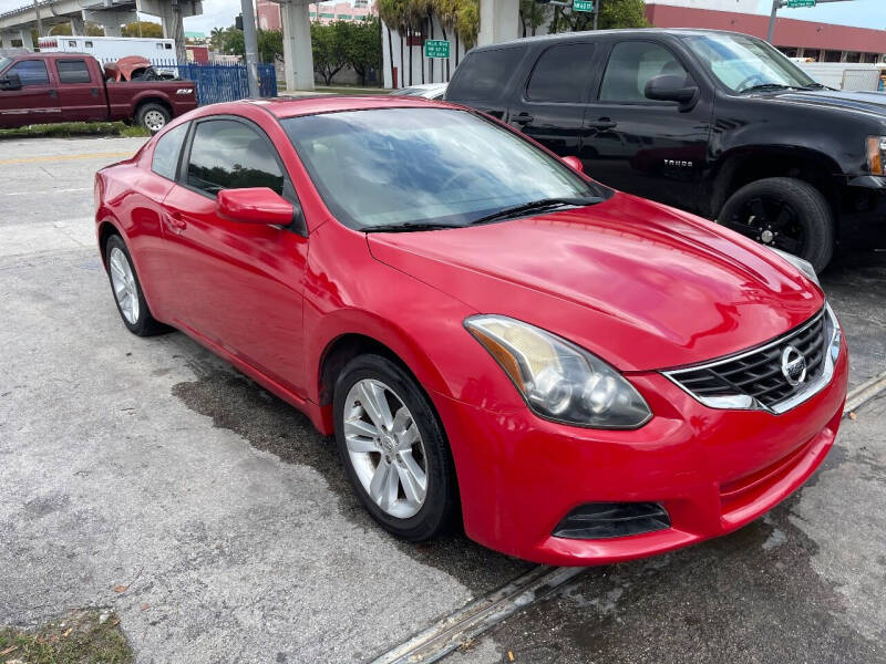 2012 Nissan Altima S photo 4