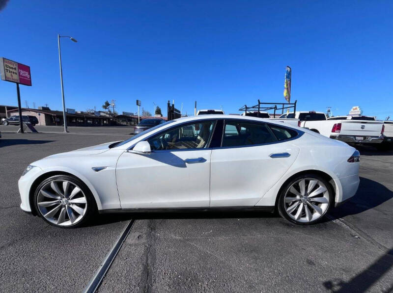 2013 Tesla Model S Performance