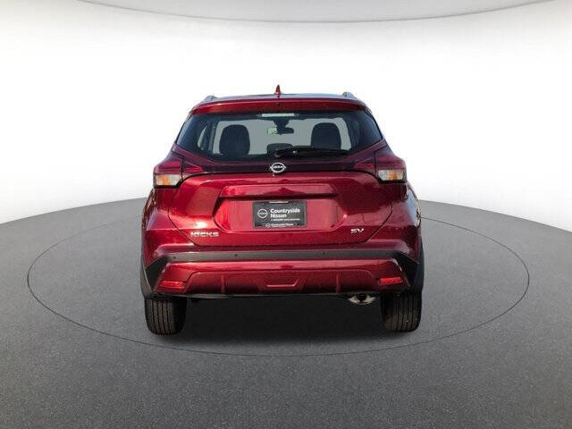 2024 Nissan Kicks SV