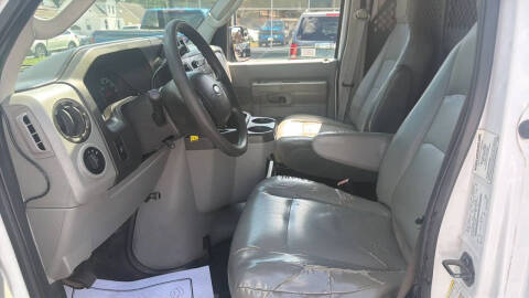 2014 Ford E-Series E-350 SD