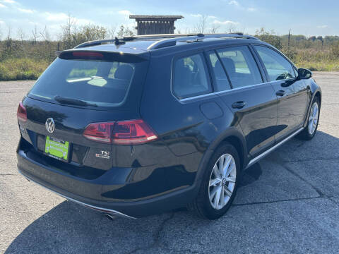 2017 Volkswagen Golf Alltrack TSI S 4Motion