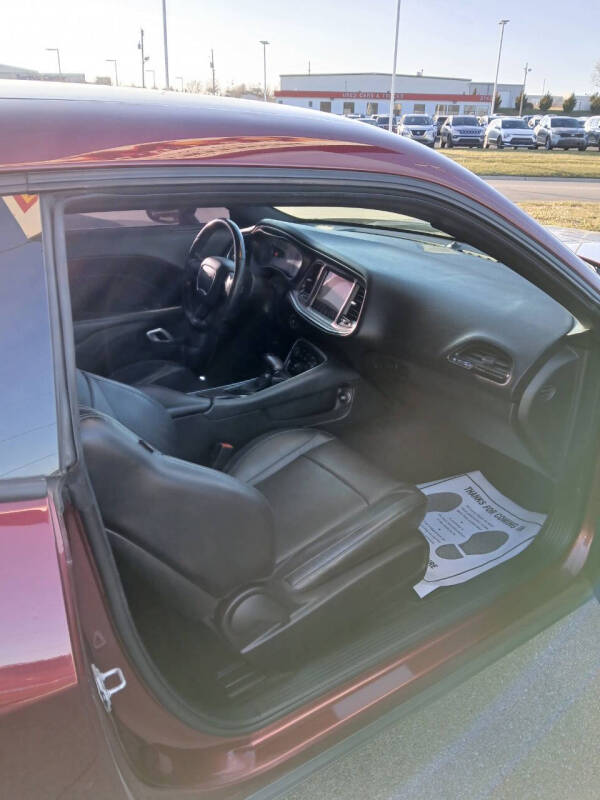 2017 Dodge Challenger R/T Plus