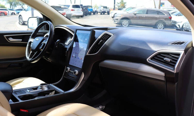2021 Ford Edge SEL