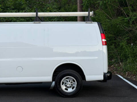 2020 Chevrolet Express 2500