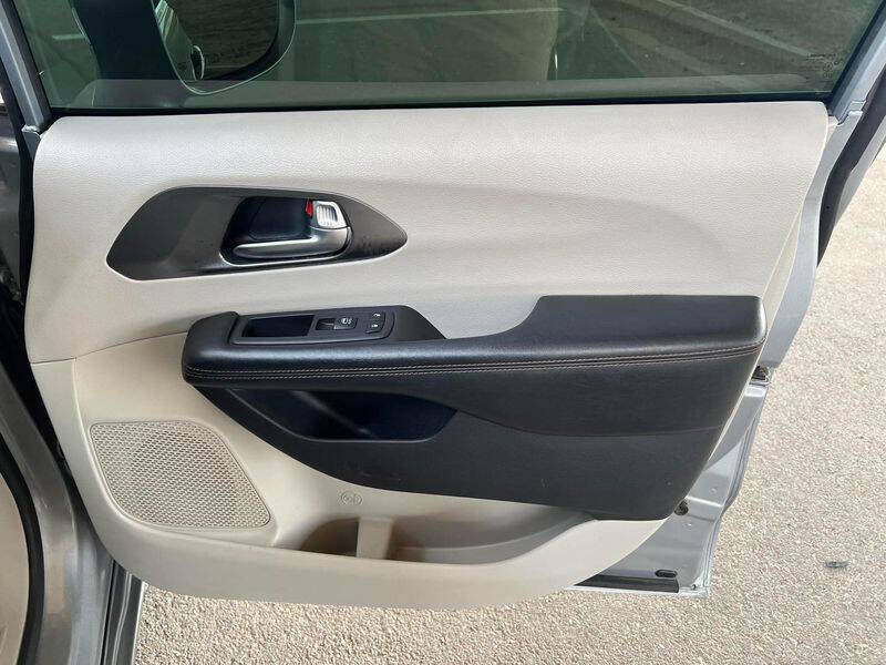 2020 Chrysler Pacifica Touring