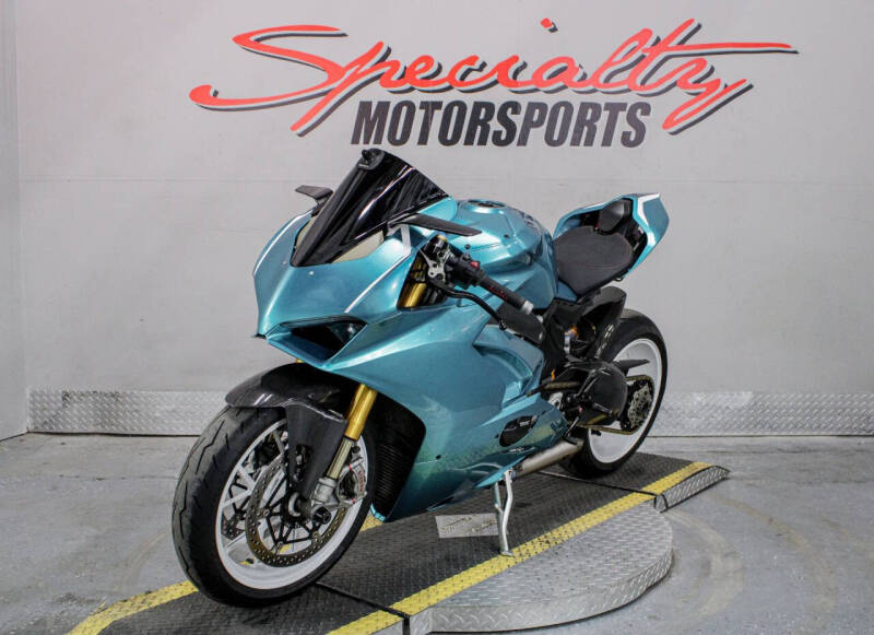 2018 Ducati Panigale V4 S