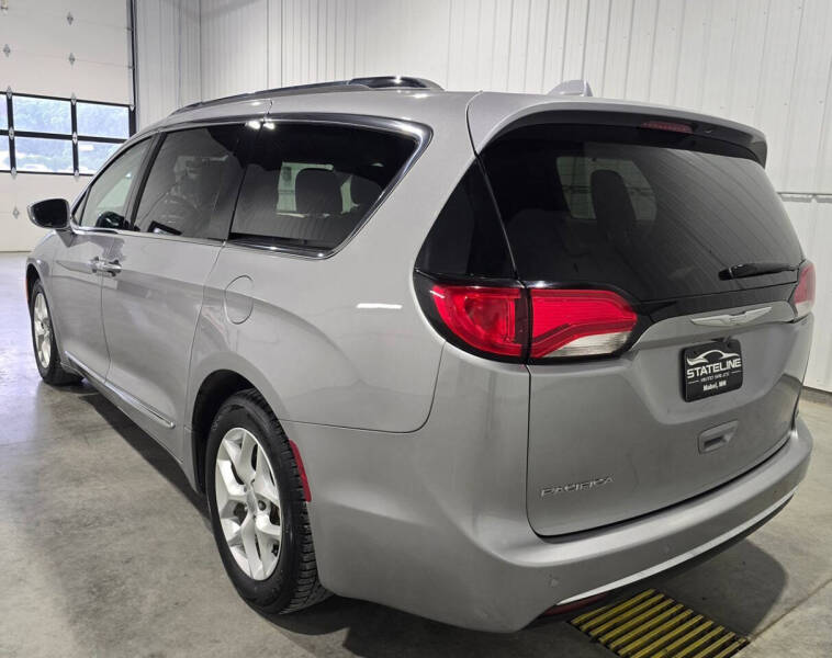 2018 Chrysler Pacifica Touring L Plus