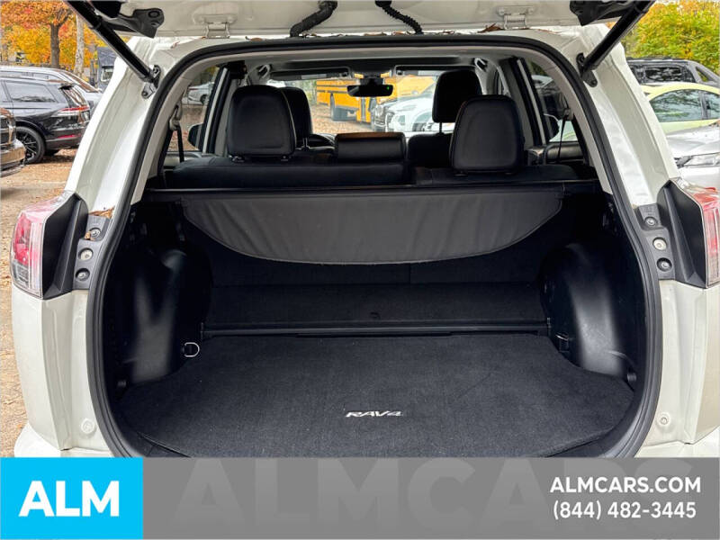 2017 Toyota RAV4 Hybrid Limited