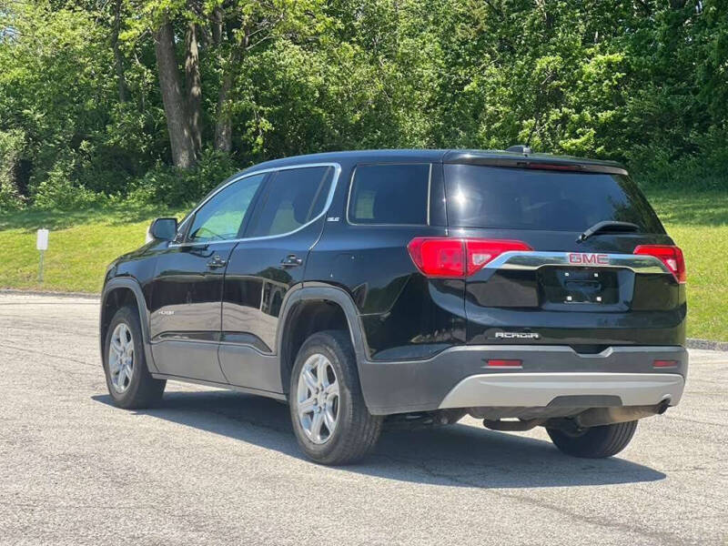 2017 GMC Acadia SLE-1