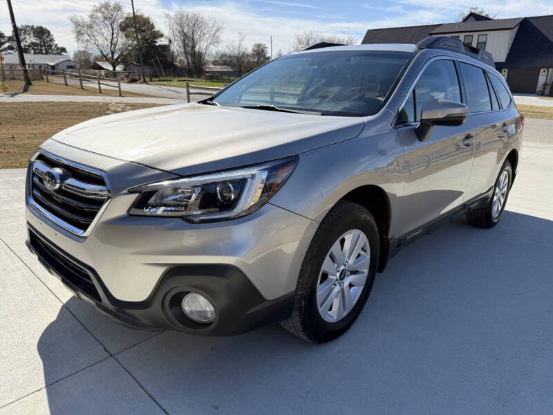 2019 Subaru Outback Premium's photo