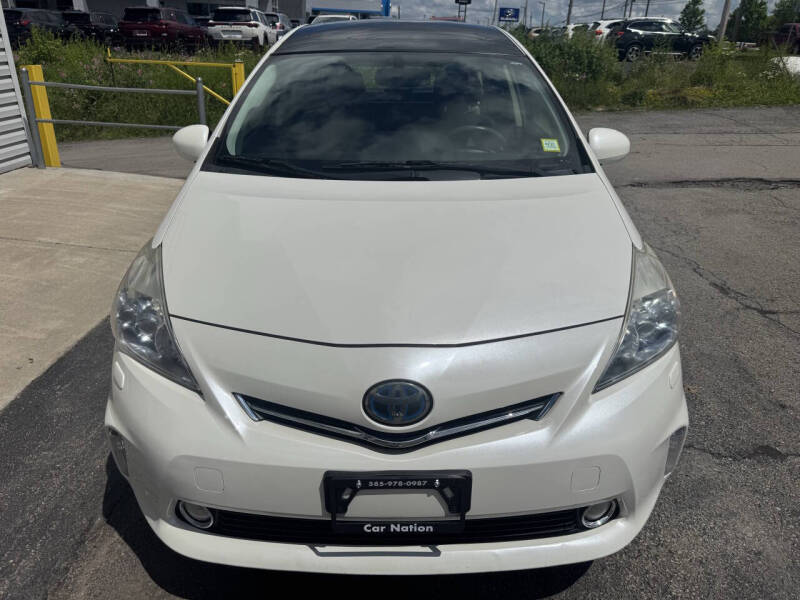 2012 Toyota Prius v Five