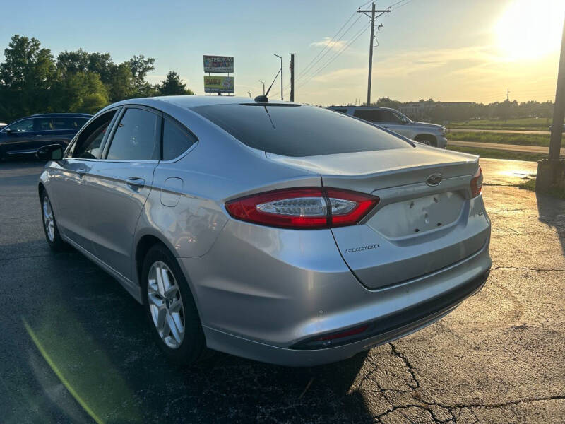 2014 Ford Fusion SE
