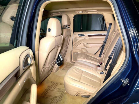 2011 Porsche Cayenne S Hybrid