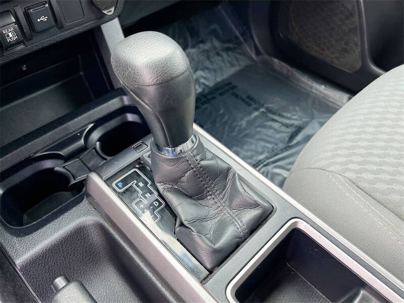 2021 Toyota Tacoma SR5 V6