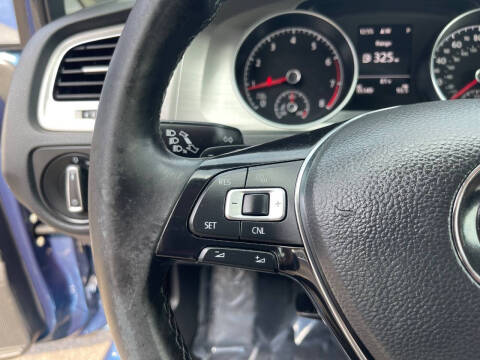 2015 Volkswagen Golf TSI S