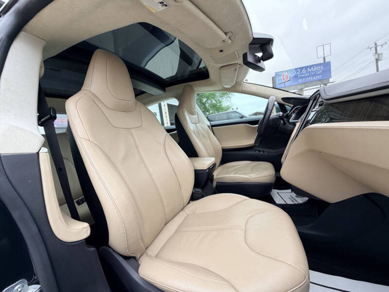 2013 Tesla Model S Performance