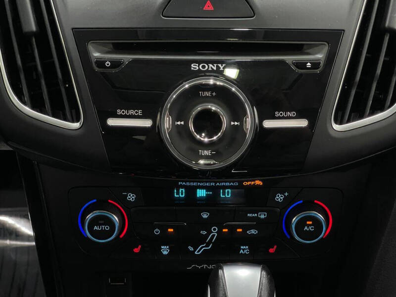 2017 Ford Focus Titanium