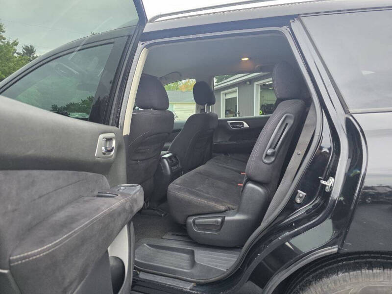 2013 Nissan Pathfinder S