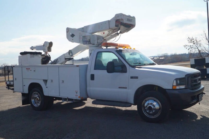 2004 Ford F-550 Super Duty for sale at KA Commercial Trucks, LLC in Dassel MN