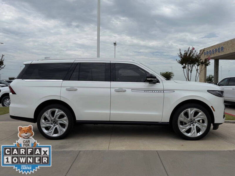 2025 Lincoln Navigator Reserve