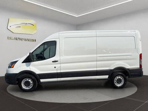 2025 Ford Transit 250
