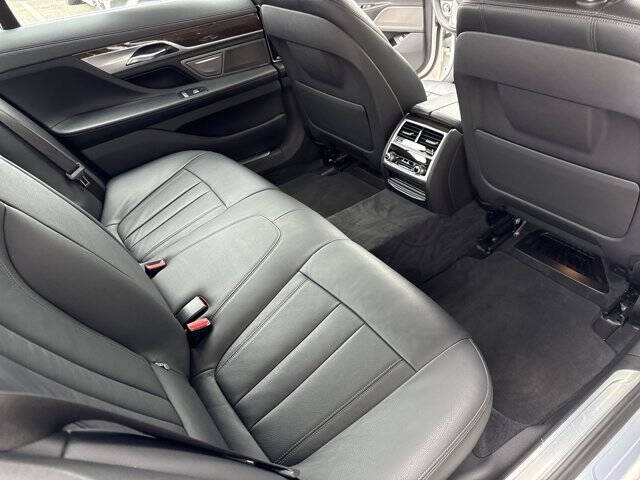 2019 BMW 7 Series 740i xDrive