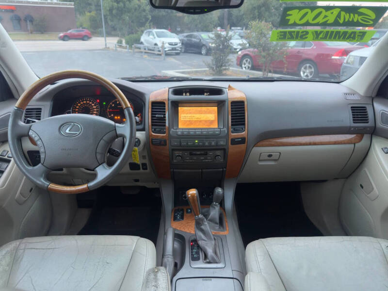 2004 Lexus GX 470