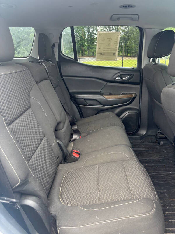 2018 GMC Acadia SLE-2