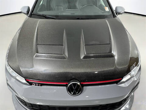 2022 Volkswagen Golf GTI SE