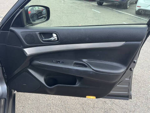 2013 Infiniti G37 Sedan x