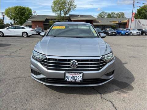 2021 Volkswagen Jetta for sale at Carros Usados Fresno in Clovis CA
