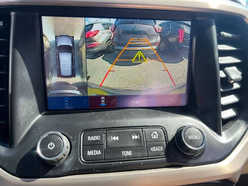 2017 GMC Acadia Denali