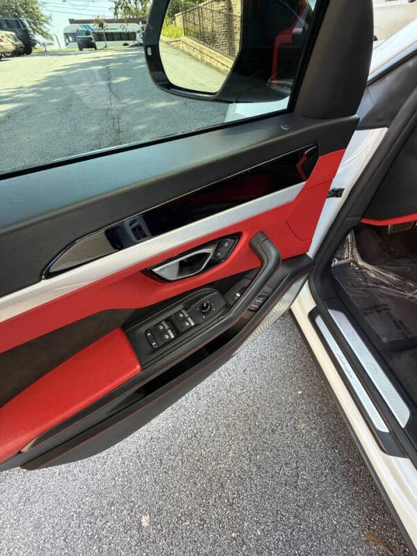 2020 Lamborghini Urus