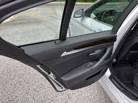 2013 BMW 5 Series 528i