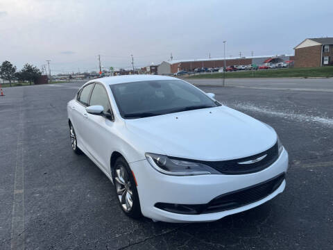 2016 Chrysler 200 S