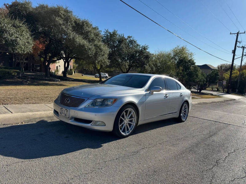 2008 Lexus LS Base's photo