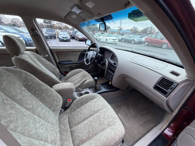 2001 Hyundai Elantra GLS