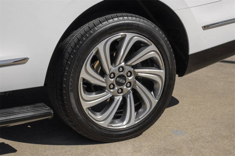 2023 Lincoln Navigator Reserve