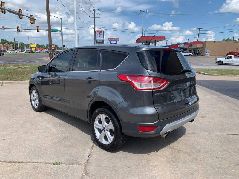 2015 Ford Escape SE