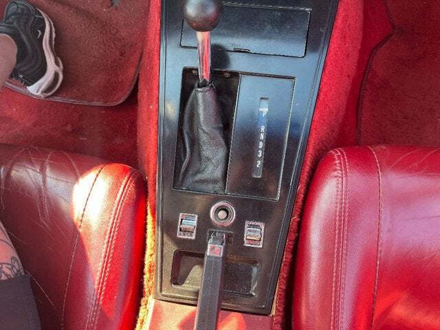 1982 Chevrolet Corvette 41