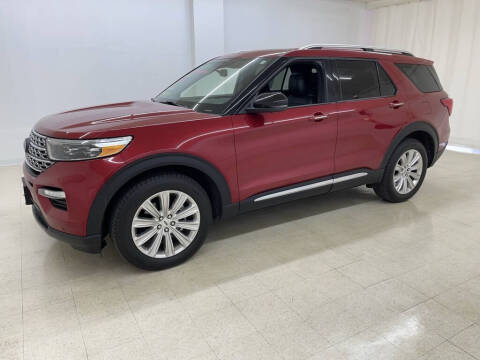 2020 Ford Explorer for sale at Kerns Ford Lincoln in Celina OH