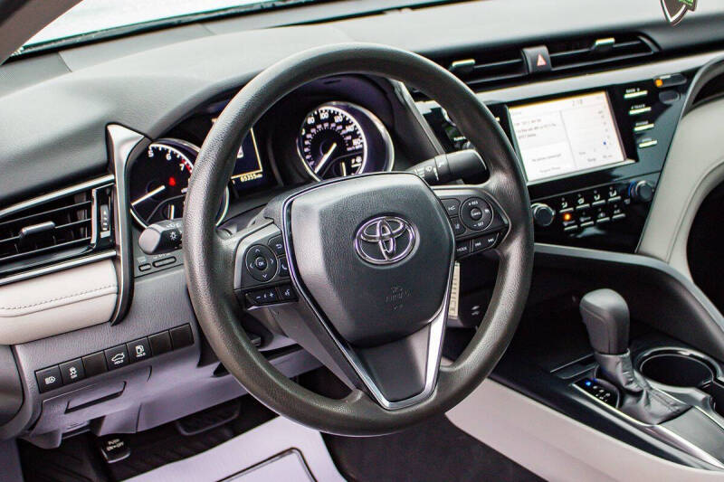 2019 Toyota Camry LE