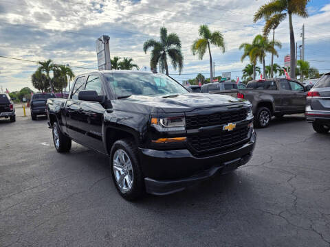 2018 Chevrolet Silverado 1500 Custom