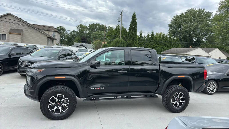 2023 GMC Canyon AT4X