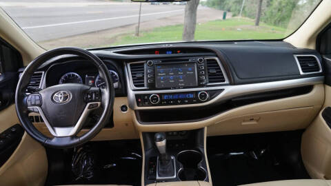 2017 Toyota Highlander