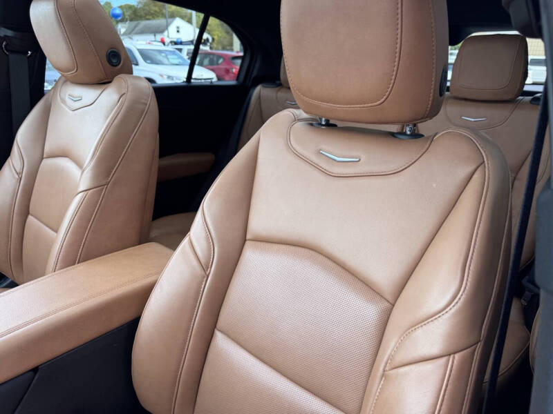 2023 Cadillac XT4 Sport