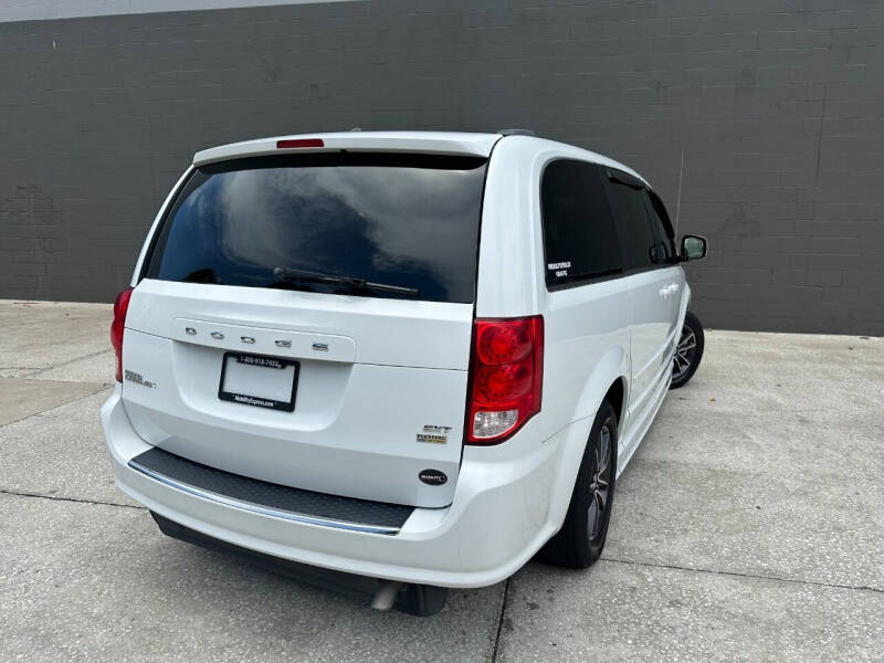 2017 Dodge Grand Caravan SXT