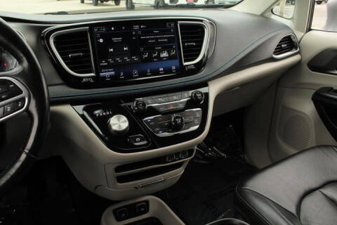 2021 Chrysler Pacifica Touring L