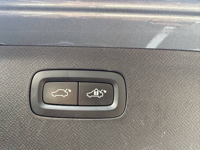 2018 Volvo XC90 T6 Inscription