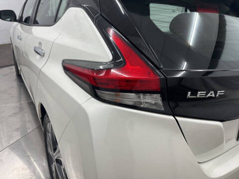 2018 Nissan LEAF SV